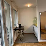 Very Central Studio - Art 3