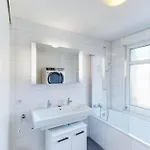 3br Flat Near Bellevue! - Sf6 Apartment