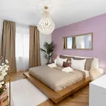 Boutique & Lux I Top Location I Freeparking I Ac I Fast Wifi