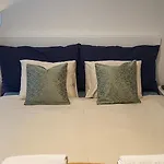 Hilda: Tranquillo Appartamento In Centro