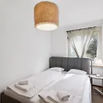 Charming And Comfortable *