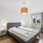 Charming And Comfortable Apartment *