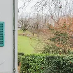 Downtown Zurich - Large, Quiet Private Room \