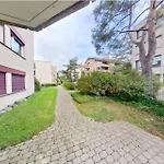 Chic Apartment Near Zurich Center