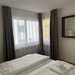 Great 2 Bedroom Flat In The City Center - Mainau 12