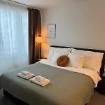 Zurich Central Apartment With View