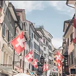 Zurich Central Apartment With View