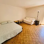 City Center Apartments With Balcony & Garden View Rigi - Self Checkin