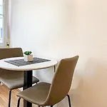 New In The Center Of Old Town Muhlegasse - Self Checkin * Zurich