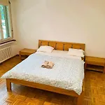 Properties With Lake View And Balcony In The Center Of Zurich Hwa - Self Checkin
