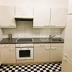 City Center Apartments In The Heart Of Zurich Berta - Self Checkin