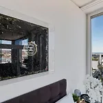 Apartment Btqleadingluxurypenthouse&garage *