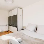 Modern With Balcony In Center A Hoh - Self Checkin Zurich