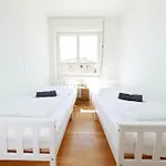 Zurich City Gem Steps To Tram Family & Group