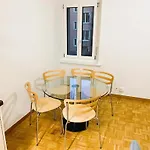 Zurich City Center Apartments Next To Zurich Hb Main Train Station La - Self Checkin
