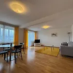 Spacious 1Br Near Opera And Lake - Mill 5 43