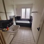 5-bed Huge Flat In - Schurgi - Self Checkin *