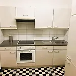Charming City Center Flat With Balcony Steps From Zurich Historic Schloss
