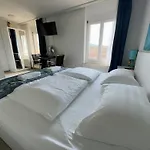 City Center Studio Apt Close To Zuerich Hb