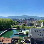 Ema House Hotel Suites