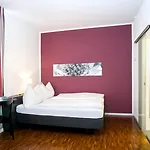 Hotel Hottingen - Near Old Town And Lake