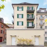 Stayy Nº7 Suites & Studios -Self Check-In