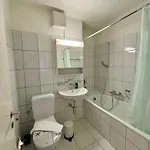 Basic & Simple On Langgruetstrasse Apartment Zurich