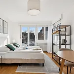 Modern Near Main Station - Crown 16 Apartment