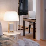 Hotel Mews House