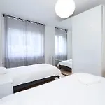 Airy Apartment Near Uetliberg Nature