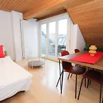 Minutes Walk From Google Hq City View