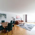 Executive 2br Flat In The Centre - Mainau 9 Apartment *