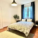 Elegant Seefeld - Walk To And Center Apartment Zurich
