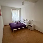 2 Aus41 1f R 8045 S2 Apartment Zurich