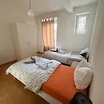 2 Aus41 1f R 8045 S2 Apartment