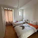 2 Aus41 1f R 8045 S2 Apartment *