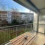 Apartment Cozy On Brahmstrasse In