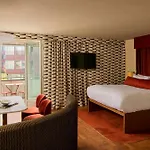 Locke Am Platz Hotel