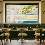 Locke Am Platz Hotel 4*