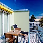 Suite Apartments By Livingdowntown