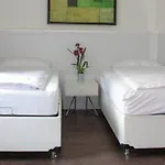 By Livingdowntown Apartment *