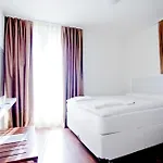 By Livingdowntown Apartment Zurich