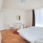 2Br Near Lake - Stardust 11