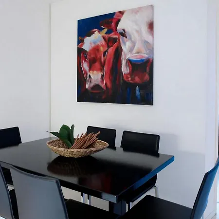 Visionapartments Cramerstrasse 8-12 - Self Check-in Apartment Zurich