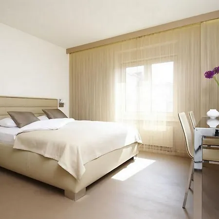 Visionapartments Cramerstrasse 8-12 - Self Check-in Zurich