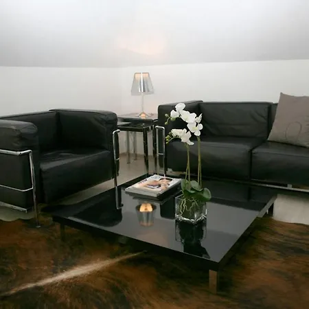 Visionapartments Cramerstrasse 8-12 - Self Check-in * Zurich
