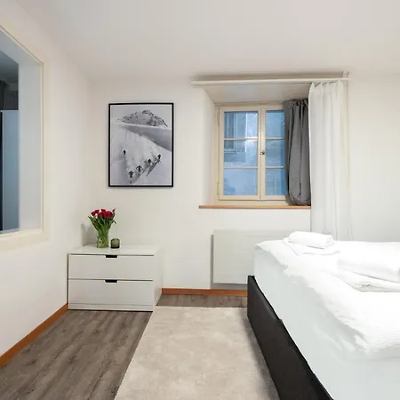 Beautiful In Old Town House Center Zurich