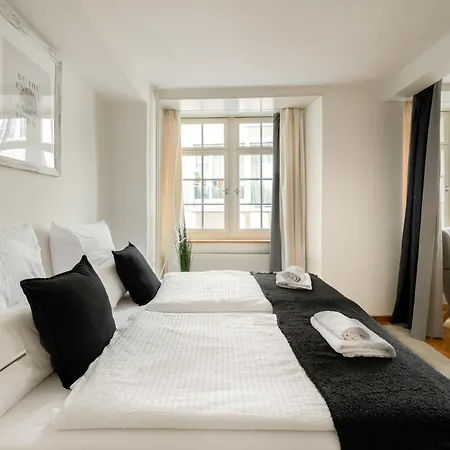 Beautiful In Old Town House Center Apartment *