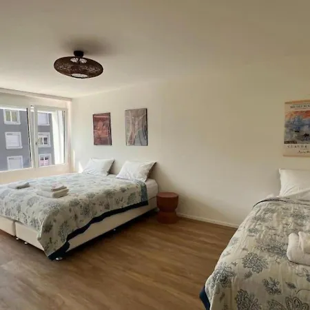 Group Getaway - Floor For 10 Guests -20- * Zurich
