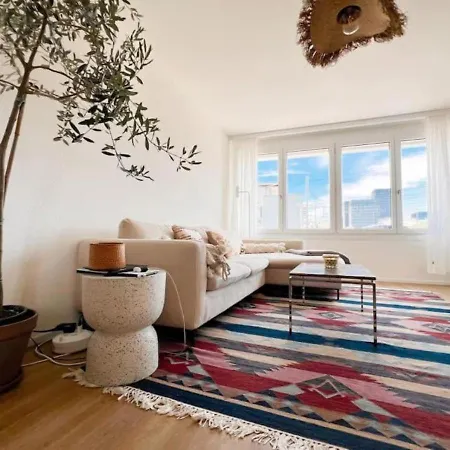 Apartment Group Getaway - Floor For 10 Guests -20- Zurich